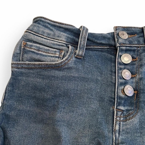 VERVET by Flying Monkey Denim Shorts with Butterfly Buckle Size XS Medium Wash - Picture 3 of 8